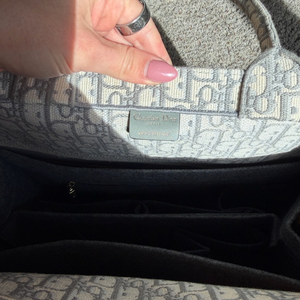 Dior Large Oblique Book Tote - Picture 10 of 12